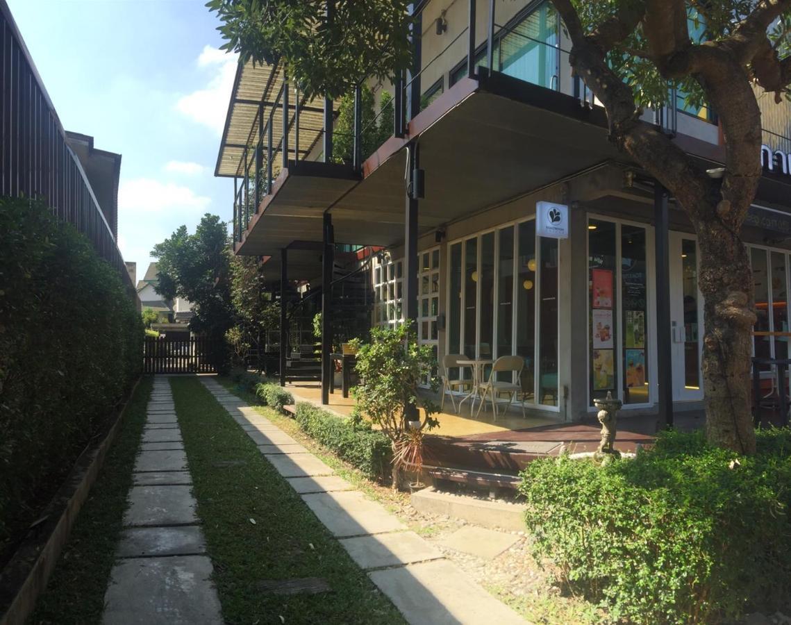 Bed Stop Hotel Chiangmai شيانغ ماي المظهر الخارجي الصورة