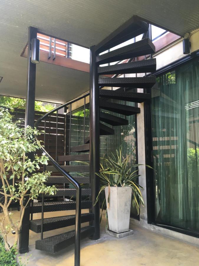 Bed Stop Hotel Chiangmai شيانغ ماي المظهر الخارجي الصورة